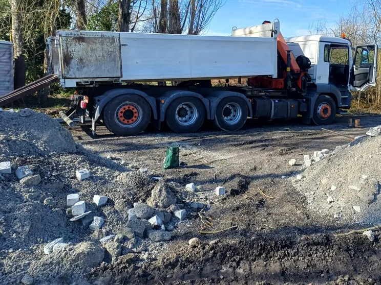 Nos équipements de terrassement en action sur site